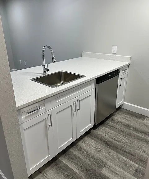 Spring Lake Apartments — Photo 75