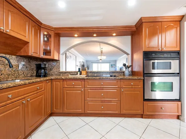 4975 E Sabal Palm Blvd APT 309, Tamarac, FL 33319