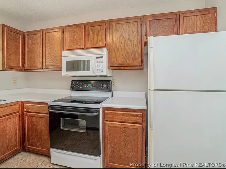 596 Countrytown Dr — Photo 12