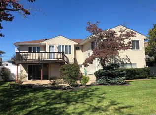 3275 Shore Rd, Oceanside, NY 11572