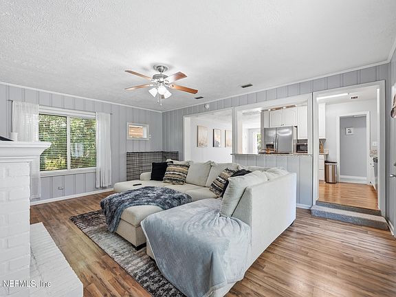 5th image of 1932 DELRAY Avenue