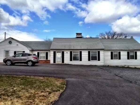 14306 Gardner Manor Pl, Gainesville, VA 20155