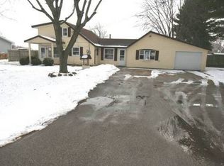 3041 W Avalon Rd, Janesville, WI 53546