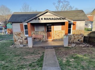 709 N C St, Lenoir City, TN 37771