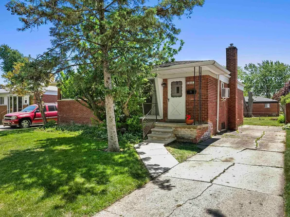 21442 Share St, Saint Clair Shores, MI 48082