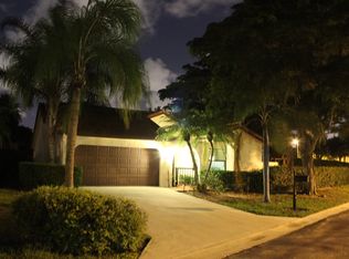7730 Villa Nova Dr, Boca Raton, FL 33433