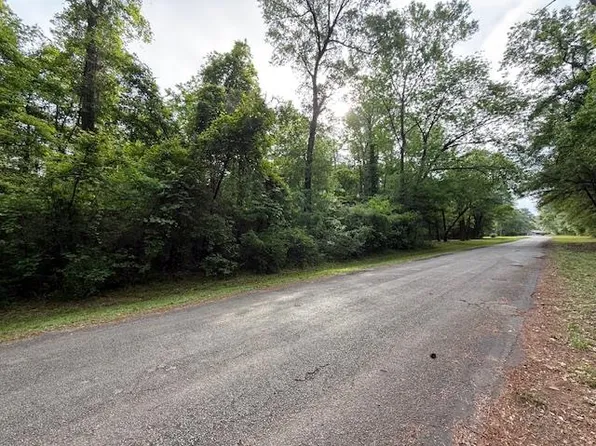 468 Admiral Dr, Hemphill, TX 75948