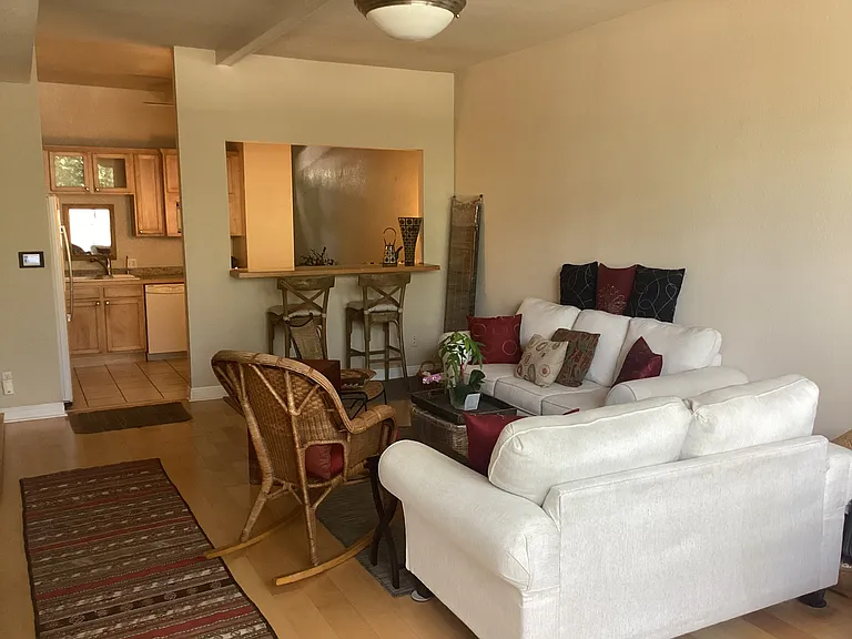 2912 Irving St — Photo 4