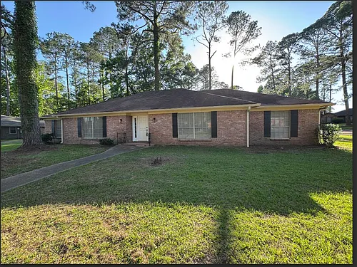 816 Winthrop Cir Photo 1