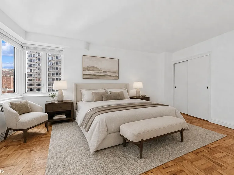 411 E 53rd St #14M — Photo 6