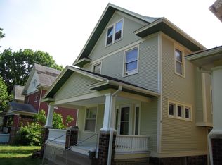 127 SW Taylor St, Topeka, KS 66603