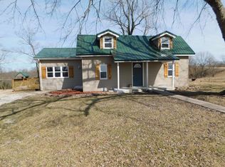 589 Bluejay Rd, Seymour, MO 65746