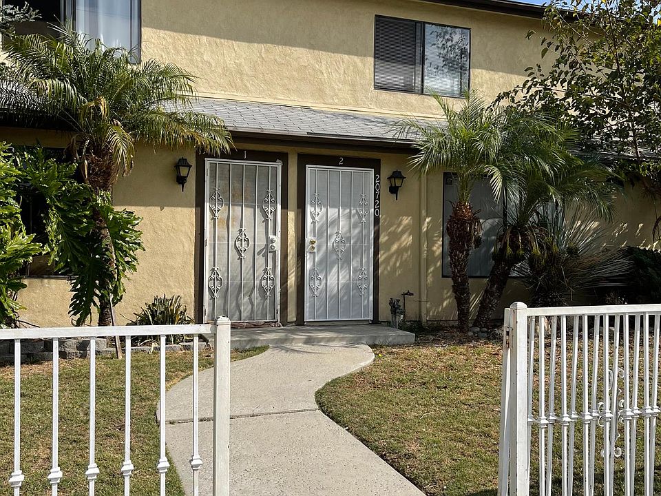 1st image of 20720 Roseton Ave