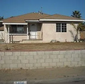 3404 Lake St photo 1