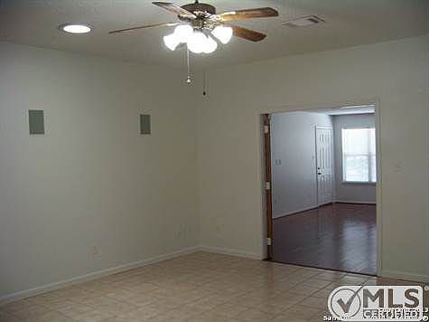 4th image of 261 Cimarron Dr
