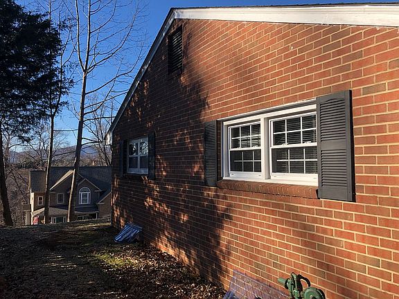 3rd image of 1263 Keffield St