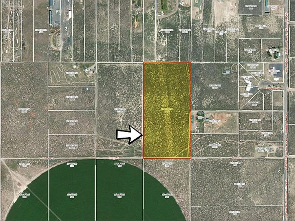 2nd image of W Thorn Ln