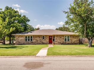 709 W Oak St, Celina, TX 75009