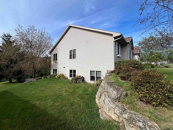 4th image of 342 Diamond Oaks Dr