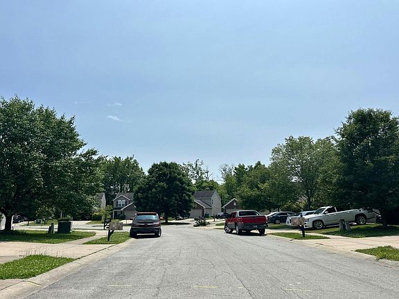 5th image of 8066 Loveridge Dr