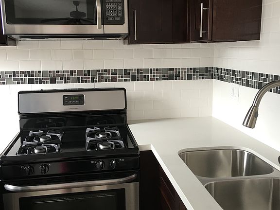 4th image of 7518 Norton Ave APT 8