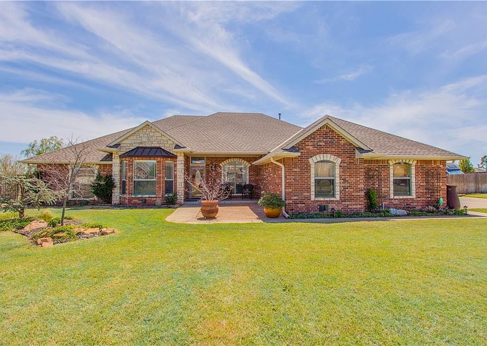 1st image of 2436 Silver Crossings Cir