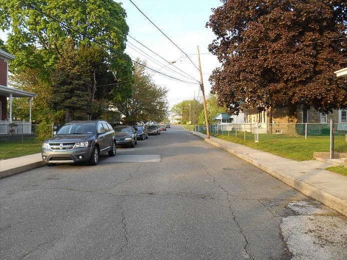 2nd image of 4053 W 7th St