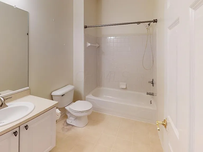 6498 Ringsend Ct — Photo 47
