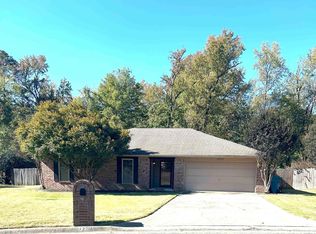 13711 Ivy Point Dr, Little Rock, AR 72211