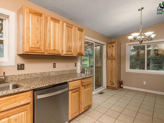 4th image of 4731 Palo Verde Ave