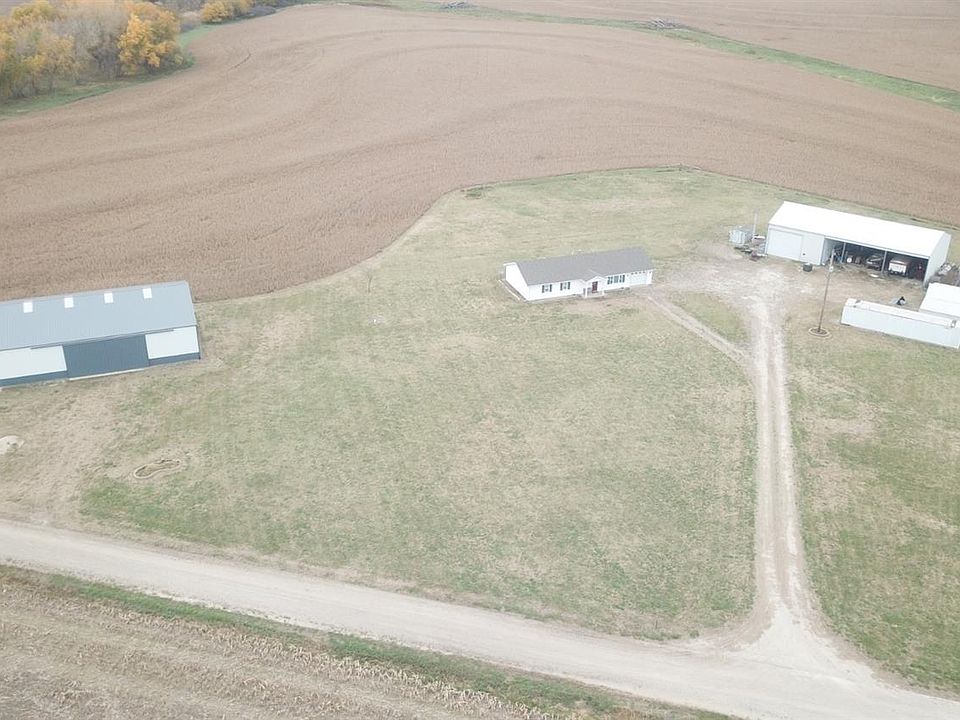1st image of 1685 1600th Ave