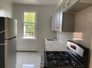 664 Richmond Rd #3, Staten Island, NY 10304