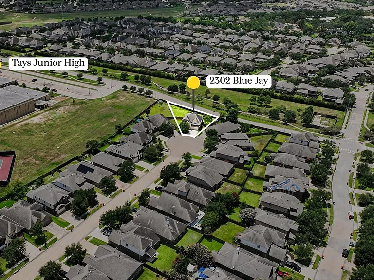 2302 Blue Jay Ln — Photo 38