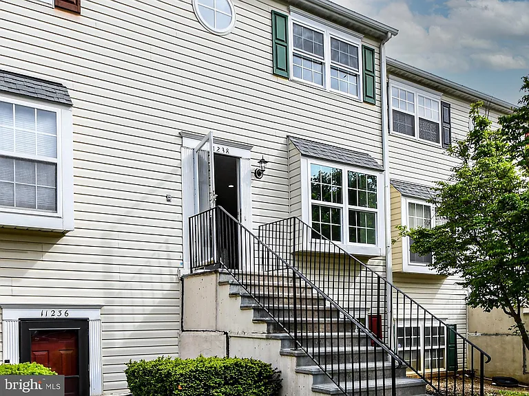11238 Hannah Way #3 — Photo 3