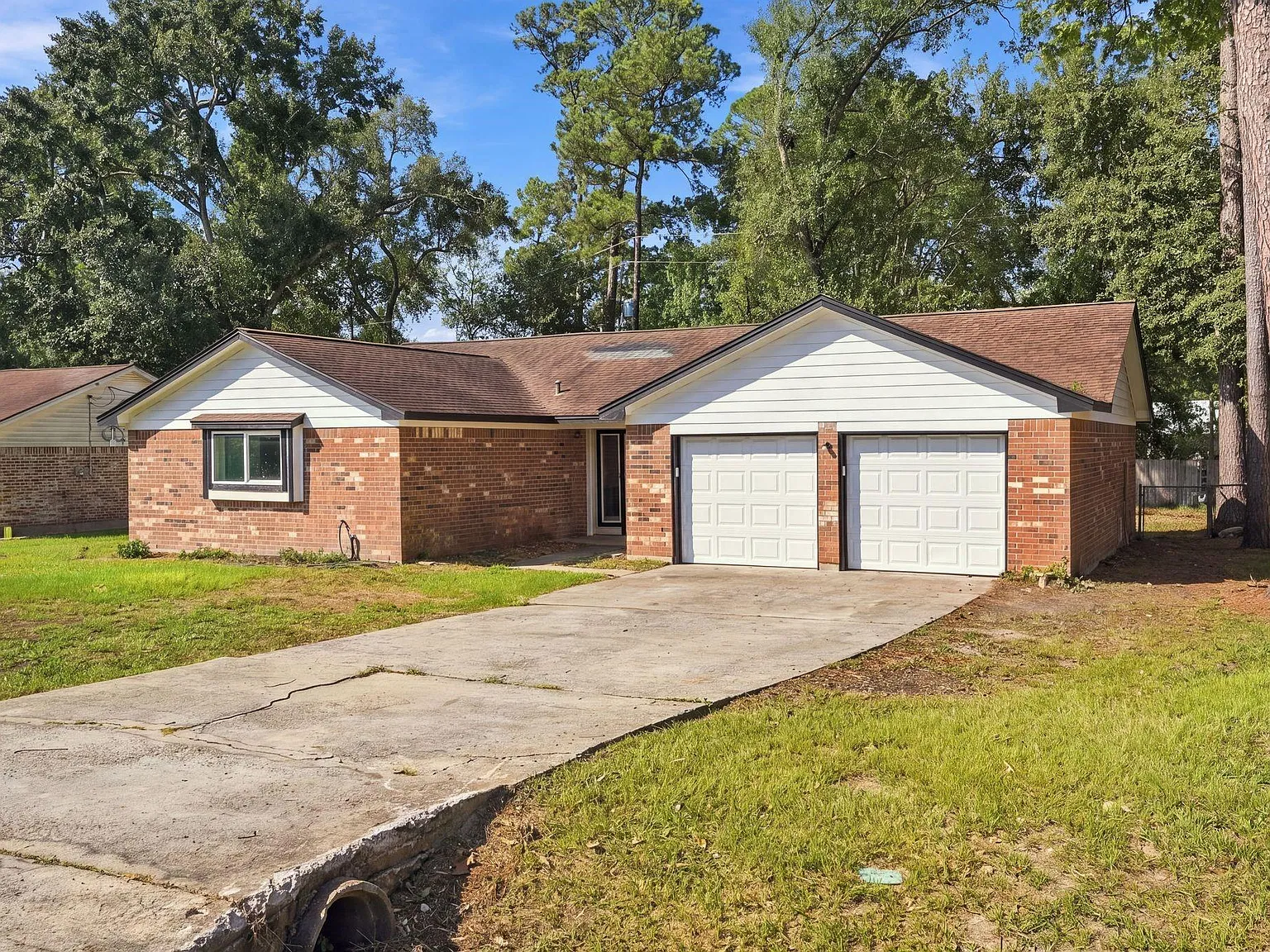 3 bed, 2.0 bath, 1446 sqft, $1,600 — Photo 3
