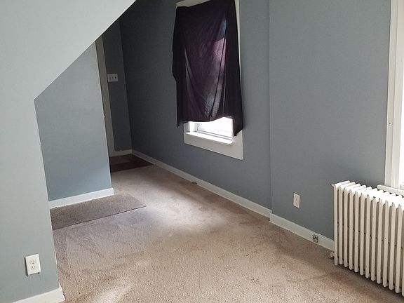 3rd image of 249 1/2 W New York St