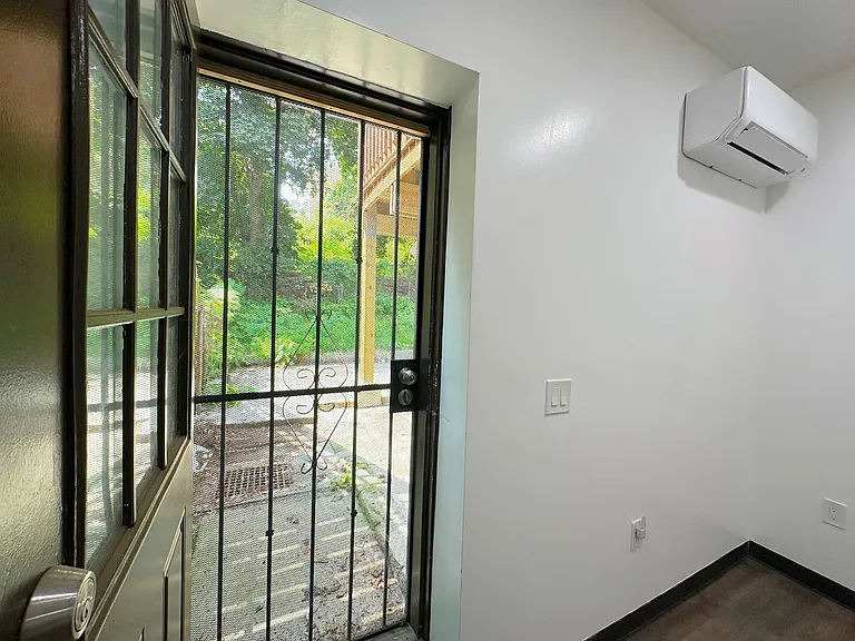 403 Liberty St — Photo 18