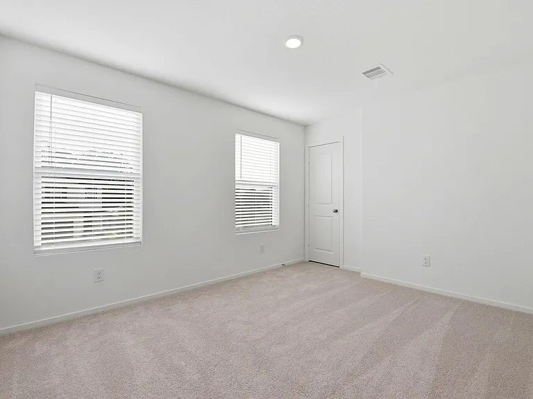 629 Craven St — Photo 32
