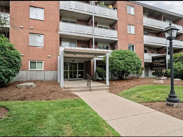 179 Presidents Ln Unit 3J, Quincy, MA 02169