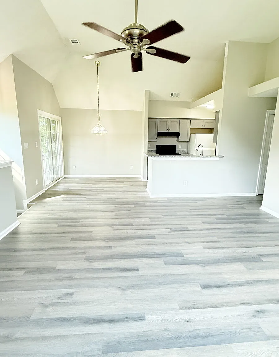 2 bed, 2.0 bath, 1015 sqft, $1,800 — Photo 4
