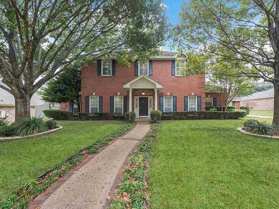 1st image of 11002 Willow Bend Dr