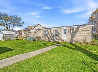 4037 Lands End Ct, Granbury, TX 76048