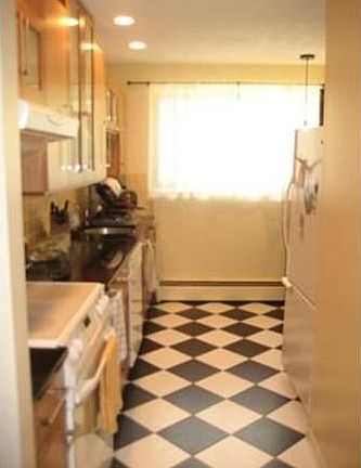 4th image of 53A Saint Paul St APT 1