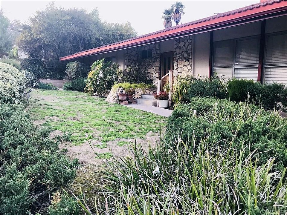 2nd image of 16901 Dormie Pl