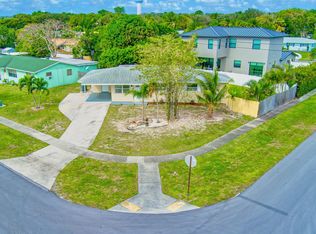 3737 Gull Rd, Palm Beach Gardens, FL 33410