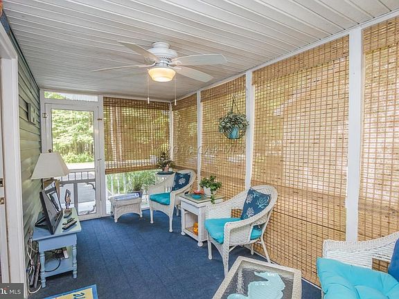 Screened Porch