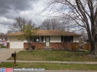 300 Bridger Rd, Lincoln, NE 68521