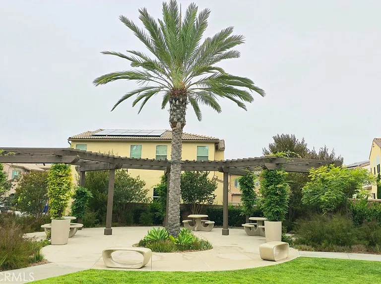 1813 Mesquite Way — Photo 47