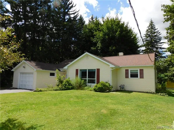 3250 Zoeller Rd, Alden, NY 14004
