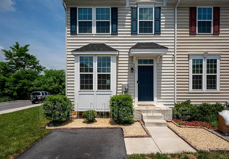 367 Ontario Dr #FALLING WATERS — Photo 5
